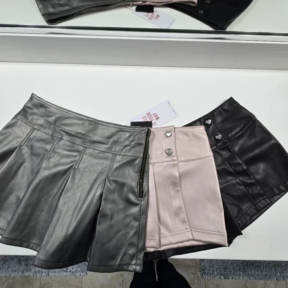 SET of 3 Celebrity Pink Size L Women Pink Gray Black Faux Leather Pleated Skort - Picture 1 of 15
